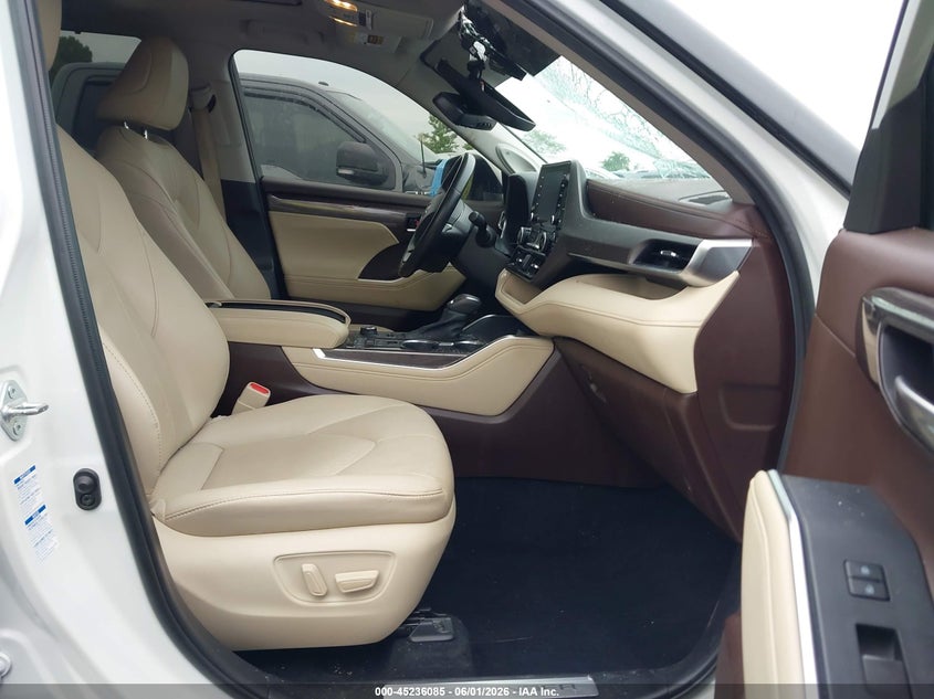 2021 TOYOTA HIGHLANDER auction photo 5