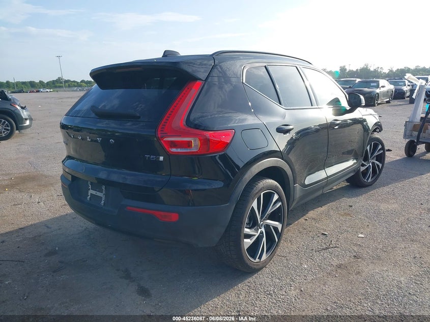 Vin: yv4162um6m2420090, lot: 45733878, volvo xc40 t5 r-design 20214
