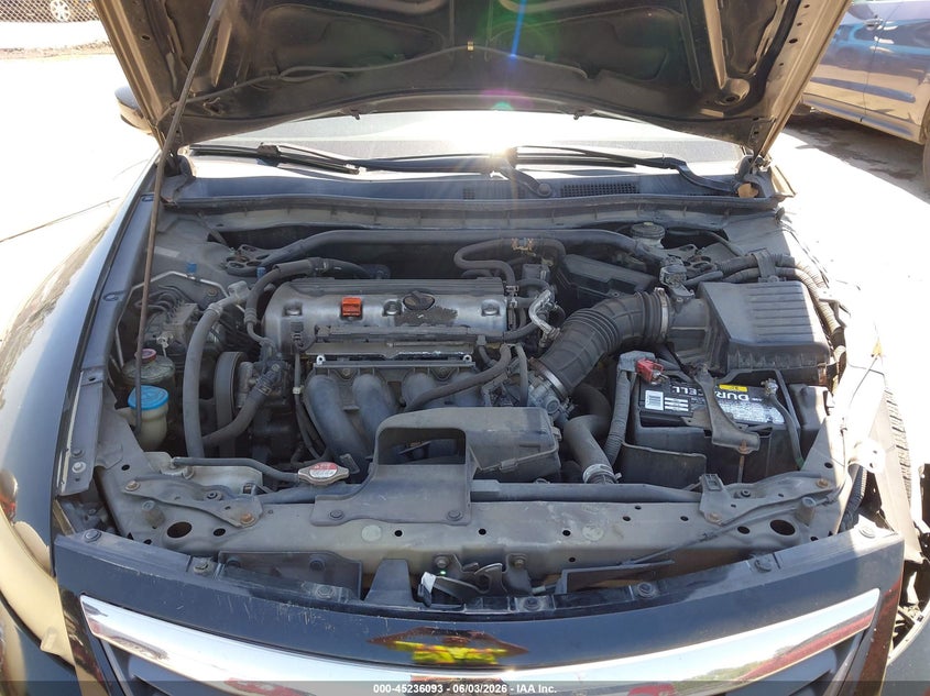 2012 Honda Accord 2.4 2.4 Ex-L black Lot 111045236093 Vin 1HGCS1B83CA021182