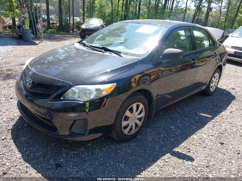 Vin: 2t1bu4ee5dc998618, lot: 45733924, toyota corolla l 20132