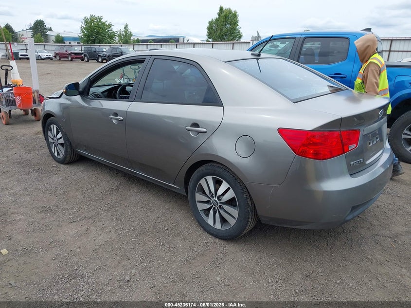 Vin: knafu4a23d5656608, lot: 45733965, kia forte ex 20133