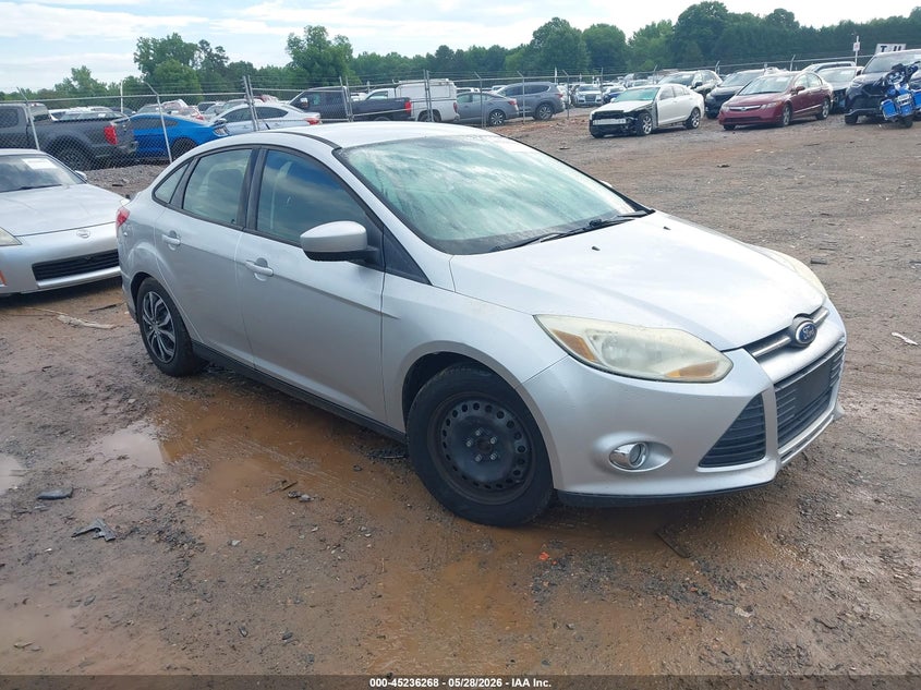 Vin: 1fahp3f27cl217076, lot: 45734059, ford focus se 2012 img_1
