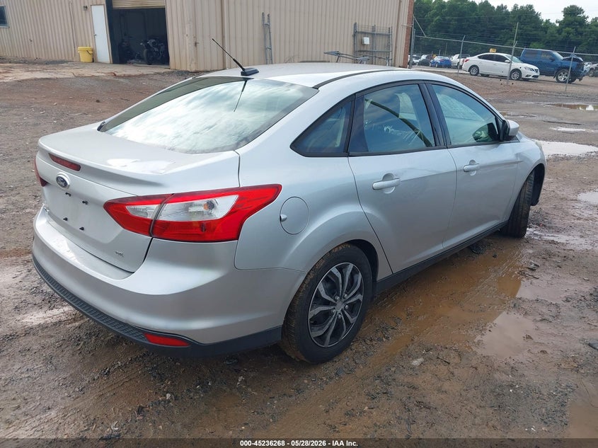 Vin: 1fahp3f27cl217076, lot: 45734059, ford focus se 20124