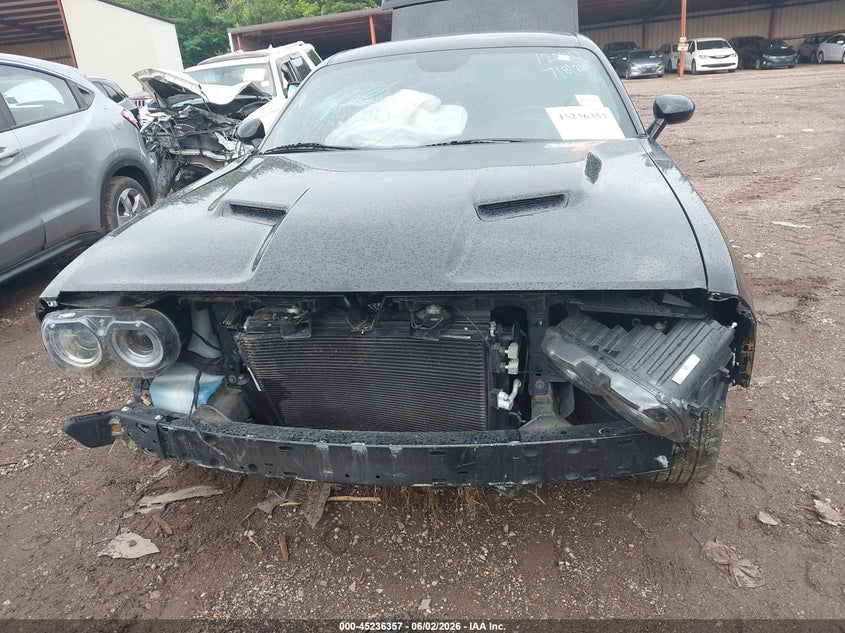 VIN 2C3CDZGG9NH234489 2022 DODGE CHALLENGER SXT AWD