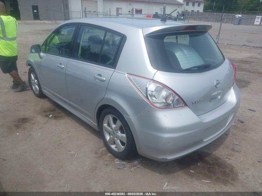 Vin: 3n1bc1cp9al403660, lot: 45734173, nissan versa 1.8sl 20103