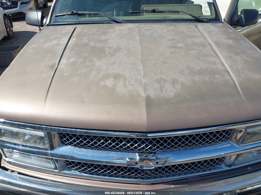 1994 Chevrolet Gmt-400 C1500 VIN: 2GCEC19K1R1230011 Lot: 45236446