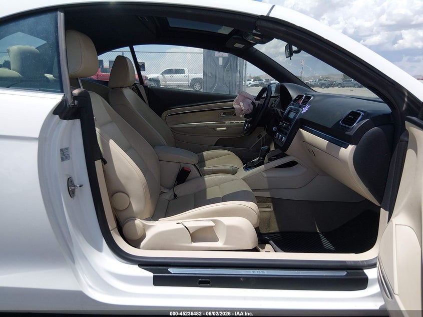2014 VOLKSWAGEN EOS auction photo 5