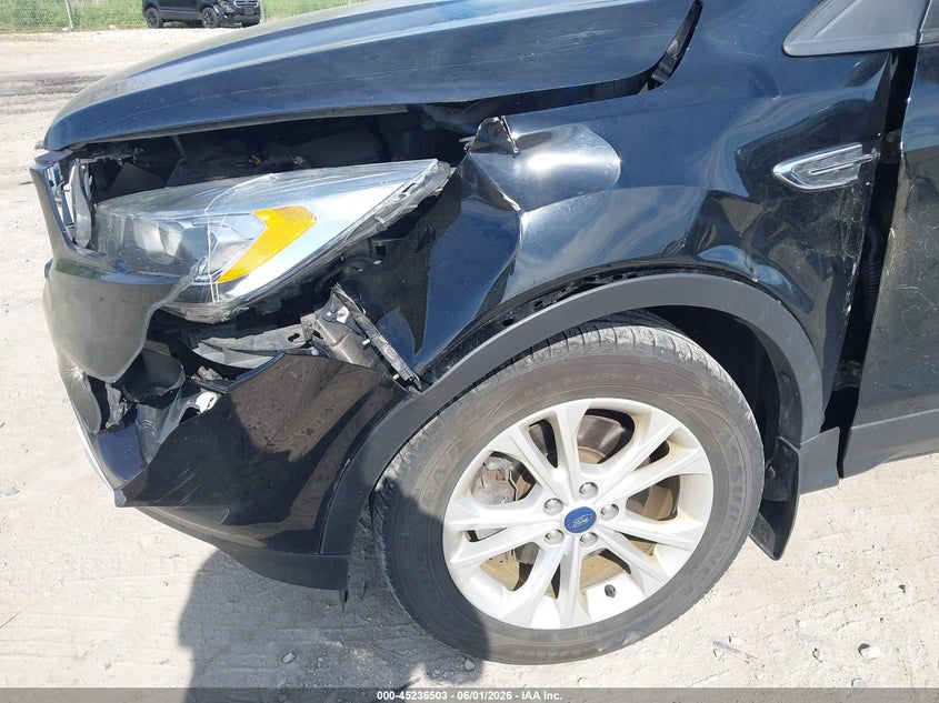 VIN 1FMCU9GD1HUE73291 2017 FORD ESCAPE SE