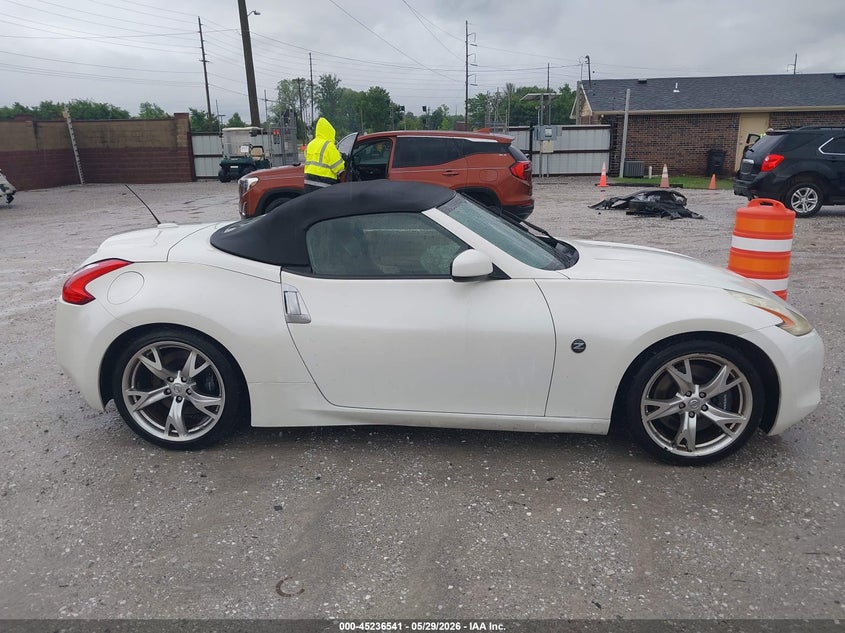 2010 Nissan 370Z Touring VIN: JN1AZ4FH0AM301993 Lot: 45236541
