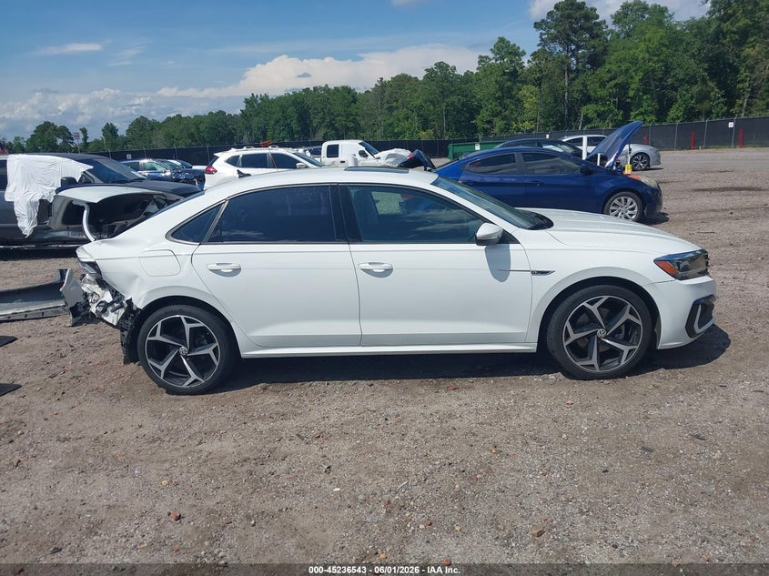 2020 VOLKSWAGEN PASSAT 2.0T R-LINE — Фото 14