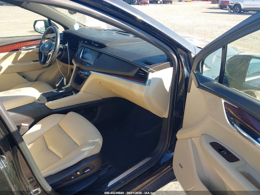 2018 CADILLAC XT5 auction photo 5