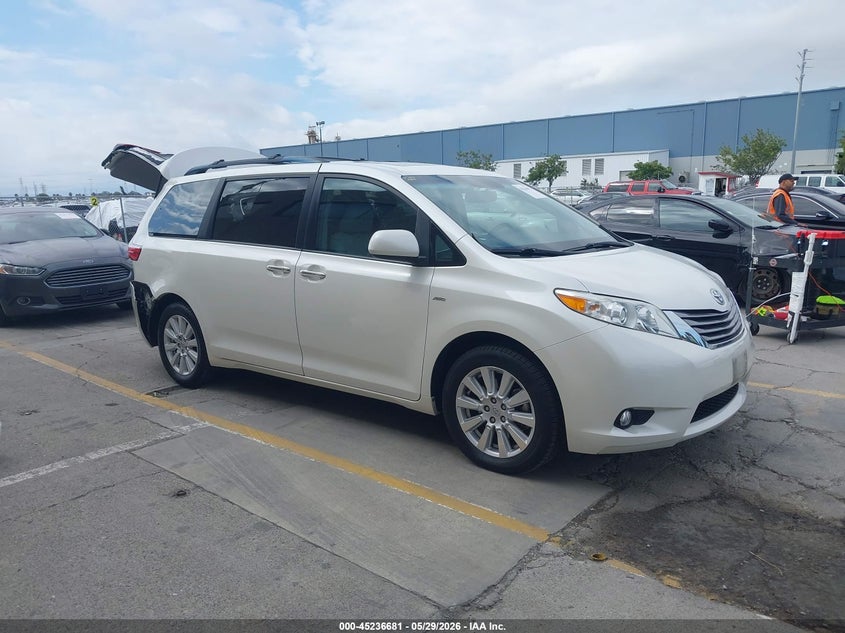2017 Toyota Sienna Xle Premium 7 Passenger