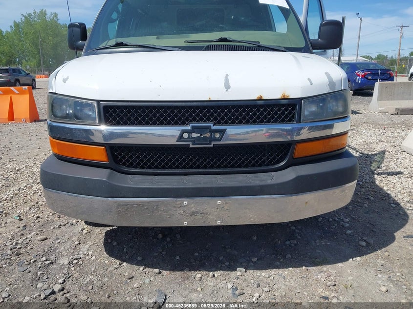 2004 Chevrolet Express VIN: 1GCGG25V441118482 Lot: 45236689