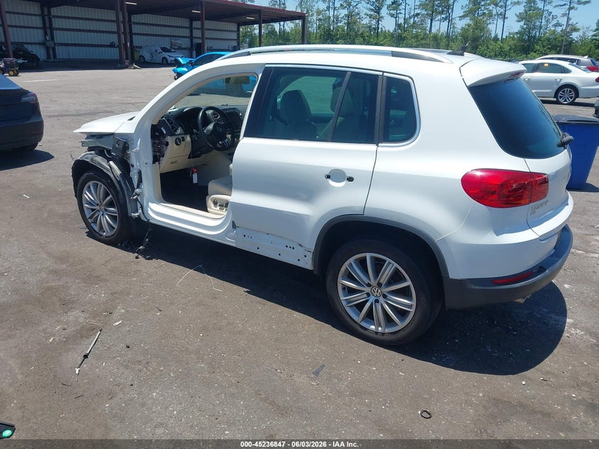 Vin: wvgav7ax0gw585255, lot: 45734638, volkswagen tiguan se 20163