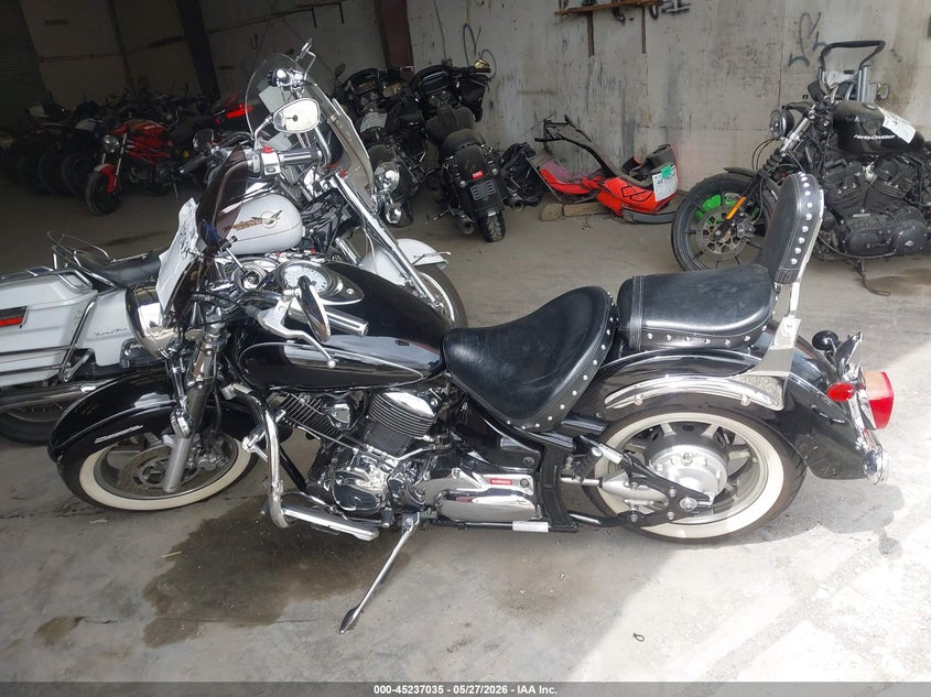 2006 Yamaha Xvs1100 A VIN: JYAVP11YX6A009833 Lot: 45237035