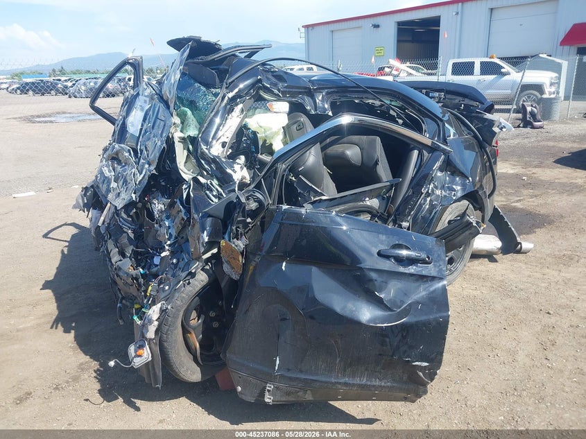 2016 FORD TAURUS auction photo 2