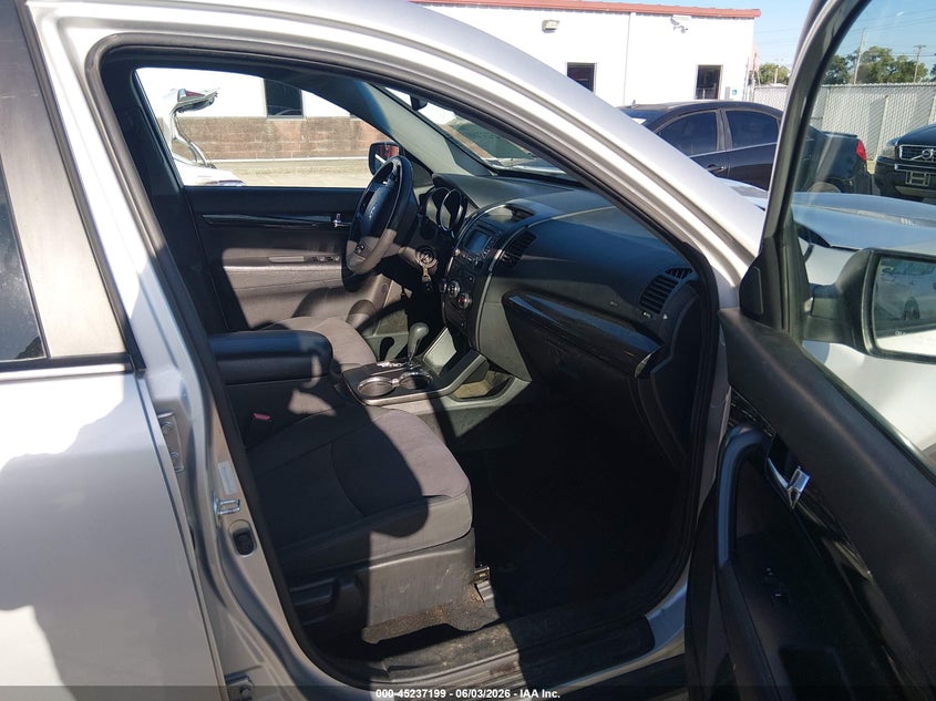 2013 KIA SORENTO SPORT UTILITY VEHICLE 2.4L I-4 DI, DOHC, VVT, 191HP