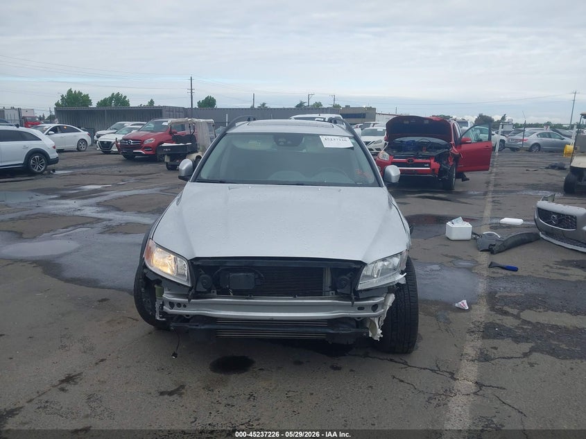 2014 Volvo Xc70 T6/T6 Platinum/T6 Premier Plus VIN: YV4902BZ9E1178230 Lot: 45237226