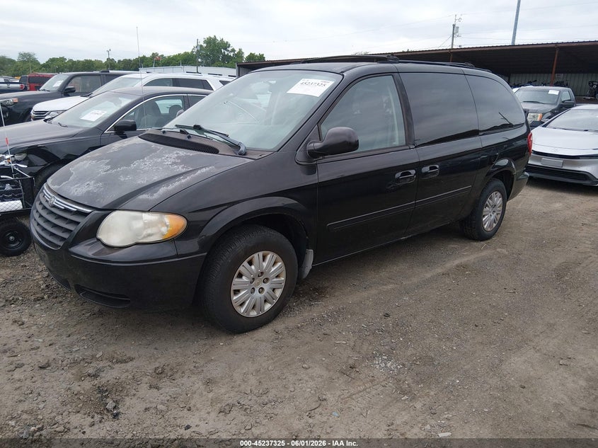 2005 Chrysler Town & Country Lx 2C4GP44R85R468355 photo 1