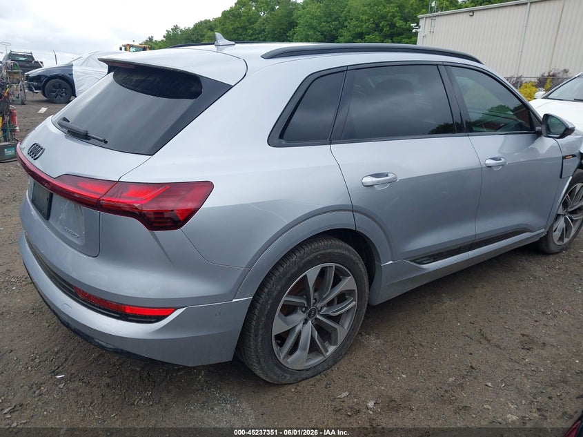 Vin: wa1laage3mb015856, lot: 45735142, audi e-tron premium plus quattro 20214