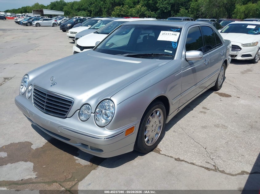 WDBJF65JXYB096578 2000 MERCEDES-BENZ E 320 photo 1