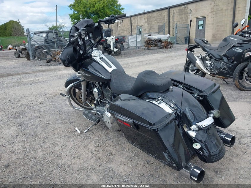 2012 Harley-davidson Flhx black Lot 111045237470 Vin 1HD1KBM12CB612706