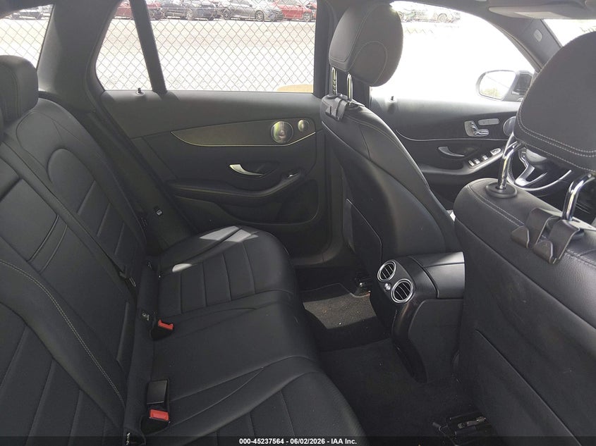 2017 Mercedes-Benz Glc 300 VIN: WDC0G4JB8HF257798 Lot: 45237564
