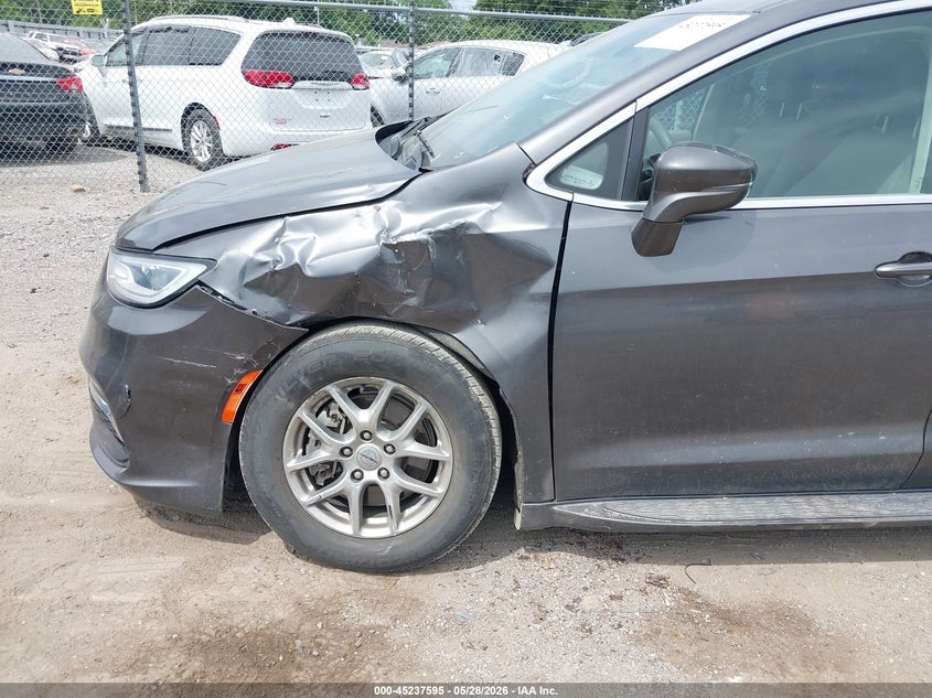 2021 CHRYSLER PACIFICA auction photo 6
