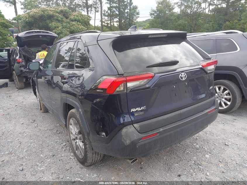 2023 TOYOTA RAV4 auction photo 3
