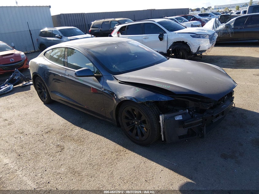 Vin: 5yjsa1e20lf381926, lot: 45735403, tesla model s long range dual motor all-wheel drive/long range plus dual motor all-wheel drive 2020 img_1