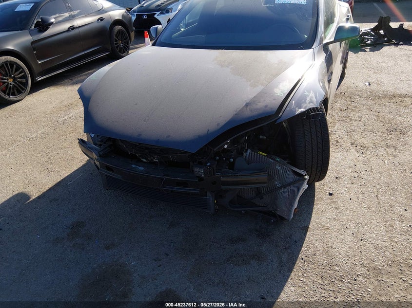 2020 Tesla Model S Long Range Dual Motor All-Wheel Drive/Long Range Plus Dual Motor All-Wheel Drive VIN: 5YJSA1E20LF381926 Lot: 45237612