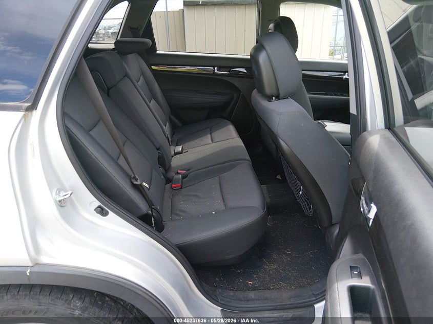 2012 KIA SORENTO auction photo 8