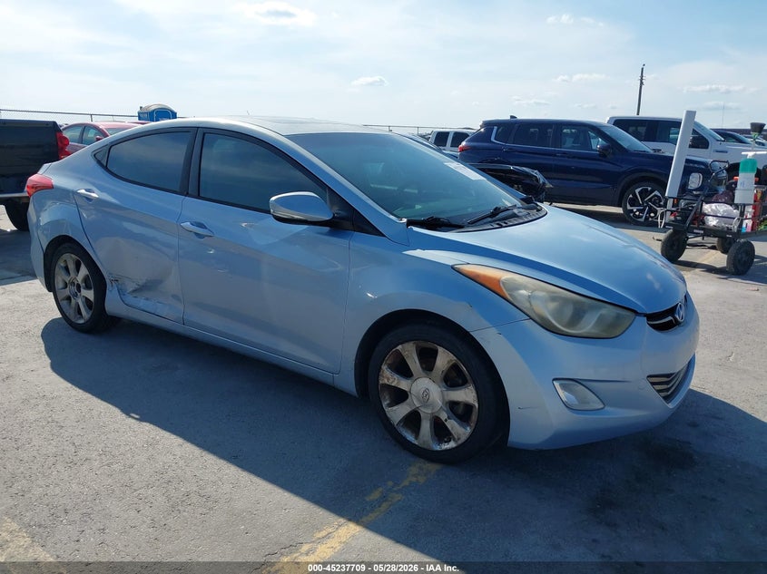 2013 HYUNDAI ELANTRA auction photo 1