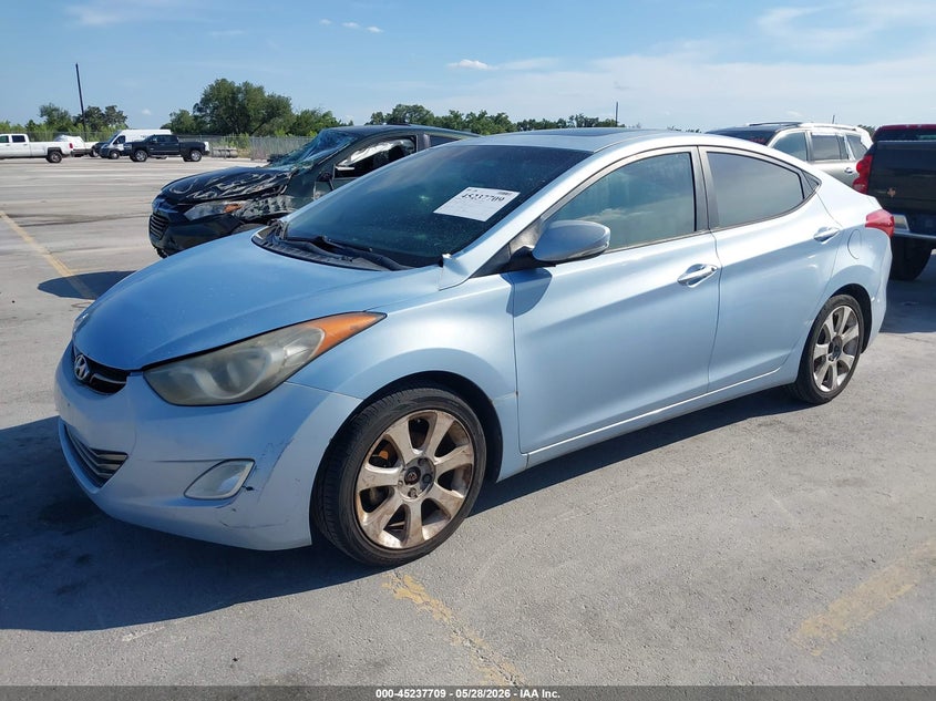 2013 HYUNDAI ELANTRA auction photo 2
