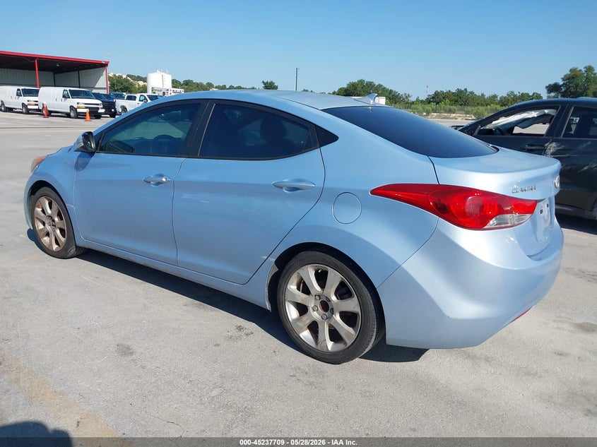 2013 HYUNDAI ELANTRA auction photo 3