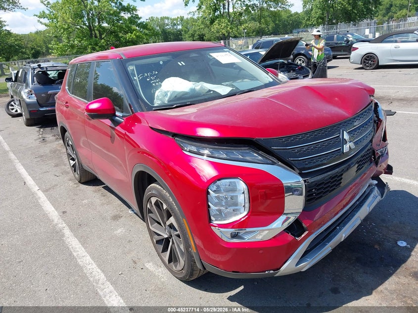 2024 Mitsubishi Outlander Se 2.5 S-Awc/Se Black Edition S-Awc/Se Black Edition W/Pano Roof S-Awc/Se Ralliart S-Awc