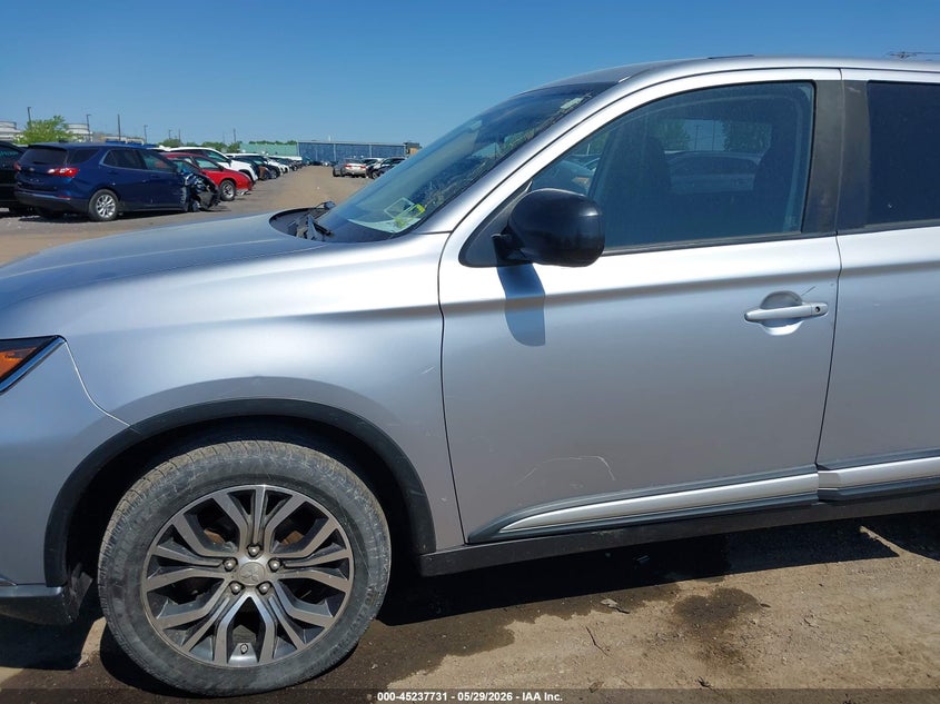2016 MITSUBISHI OUTLANDER auction photo 6