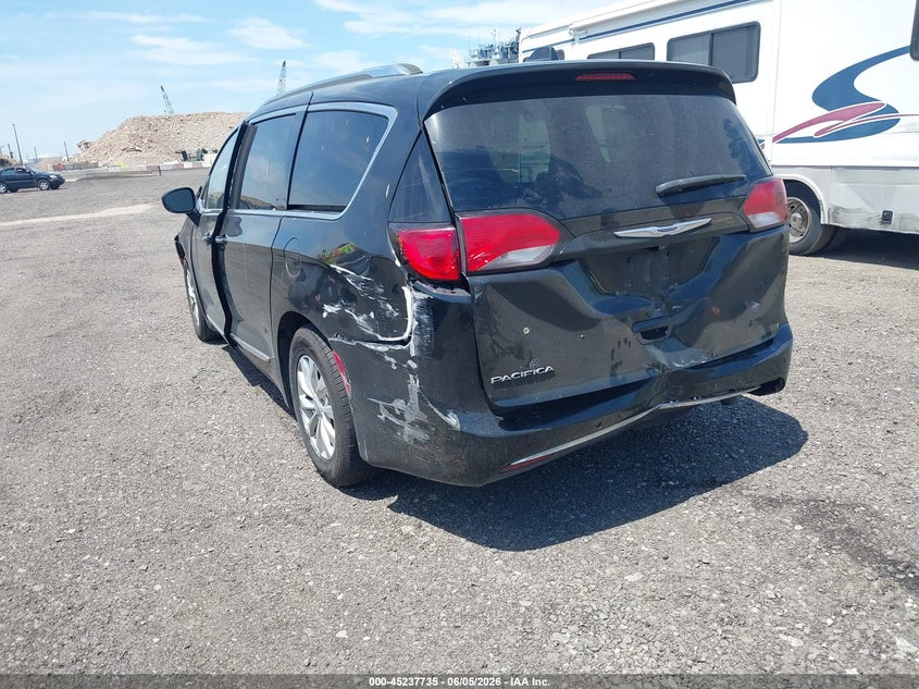 Vin: 2c4rc1bg0kr577344, lot: 45735526, chrysler pacifica touring l 20193