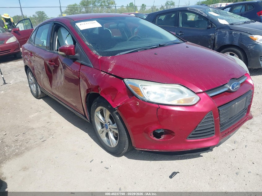 Vin: 1fadp3f27dl126695, lot: 45735560, ford focus se 2013 img_1