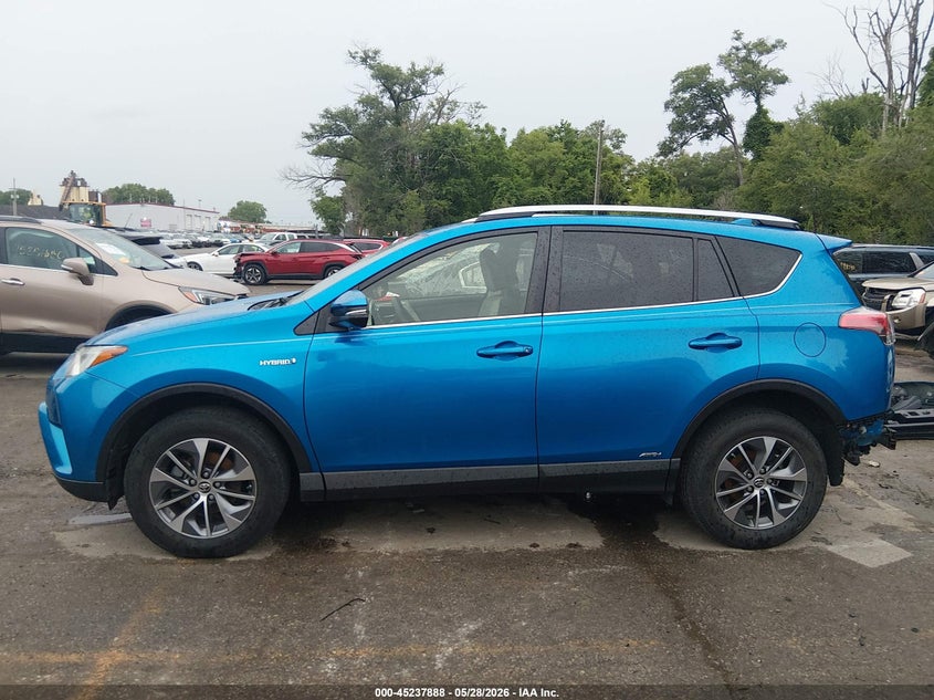 TOYOTA RAV4 HYBRID - zdjęcie 15