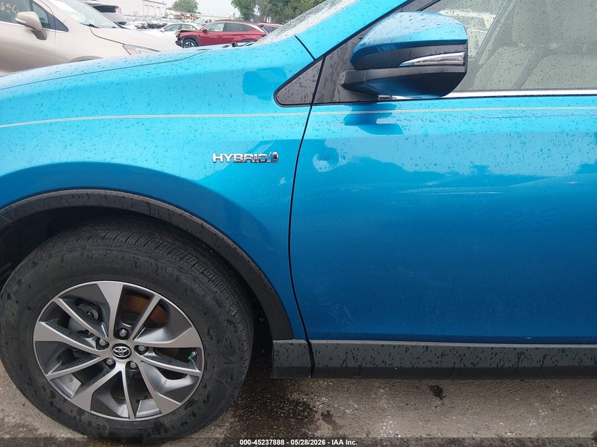 TOYOTA RAV4 HYBRID - zdjęcie 18
