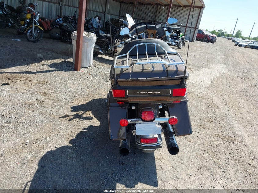 2013 HARLEY-DAVIDSON FLHTK auction photo 6