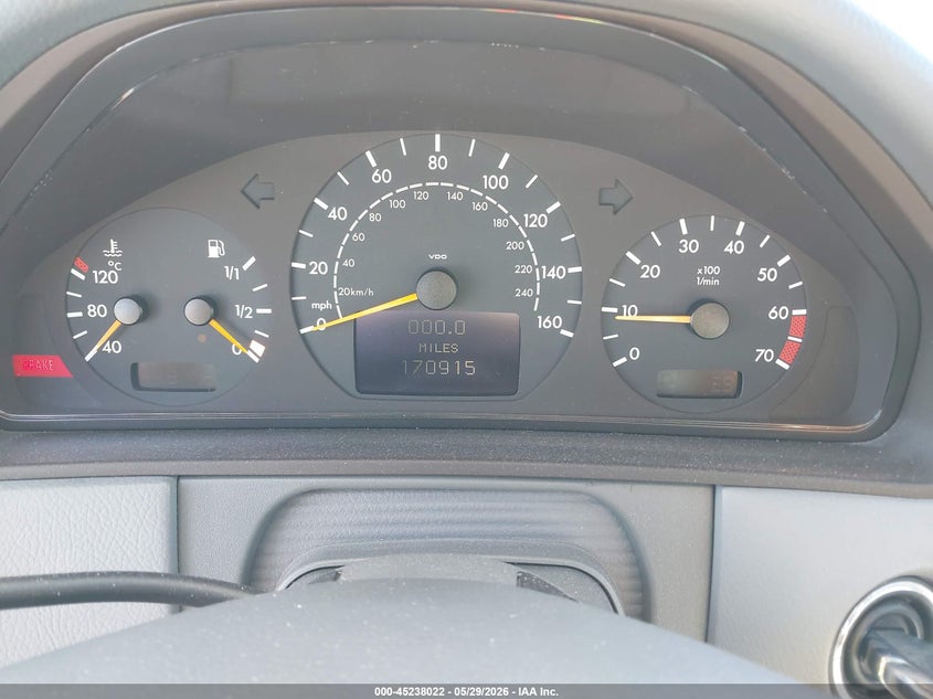2001 Mercedes-Benz E 320 VIN: WDBJF65J71B337258 Lot: 45238022