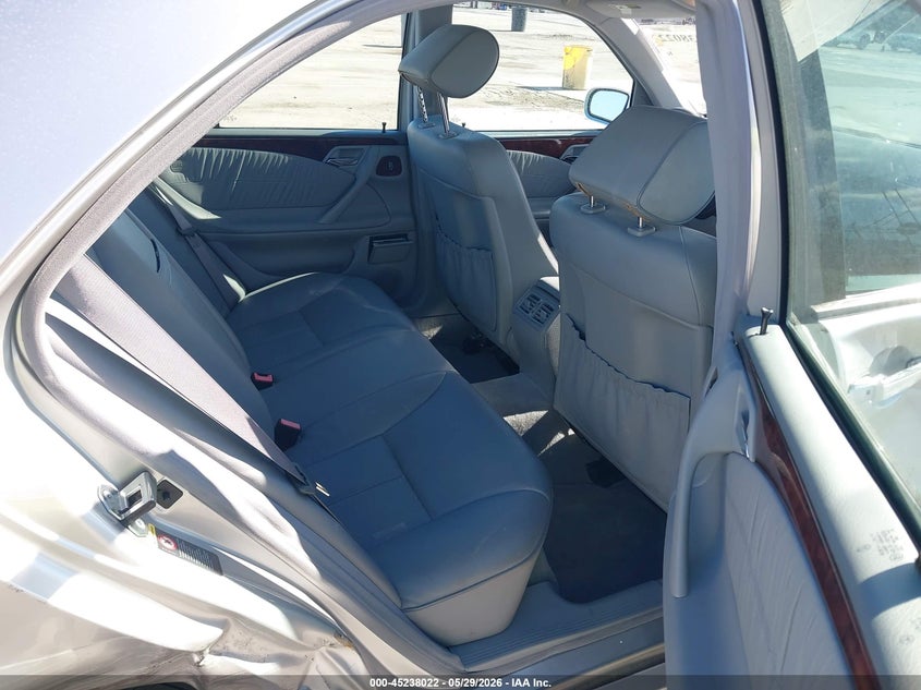 2001 Mercedes-Benz E 320 VIN: WDBJF65J71B337258 Lot: 45238022