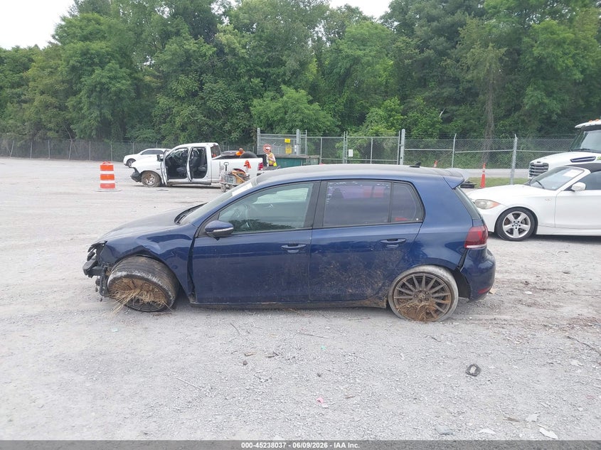 2010 Volkswagen Gti 4-Door VIN: WVWHD7AJ2AW243217 Lot: 45238037