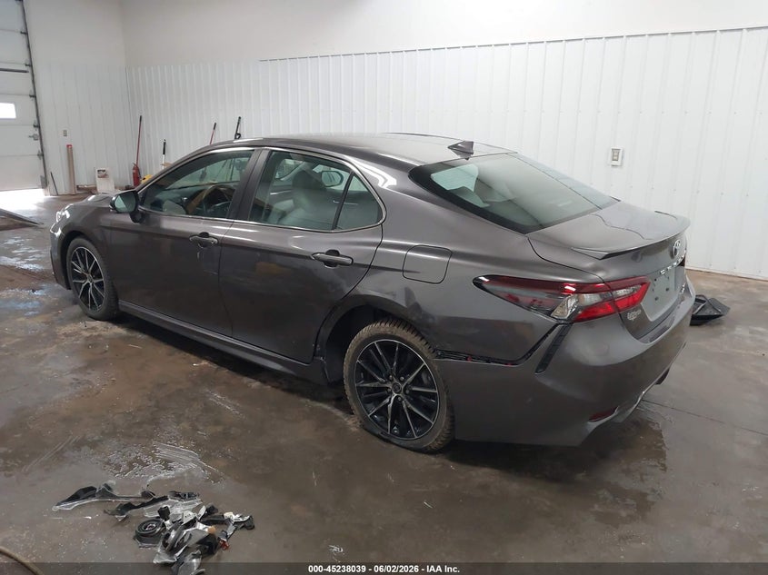 Vin: 4t1g11bkxru117036, lot: 45735829, toyota camry se 20243