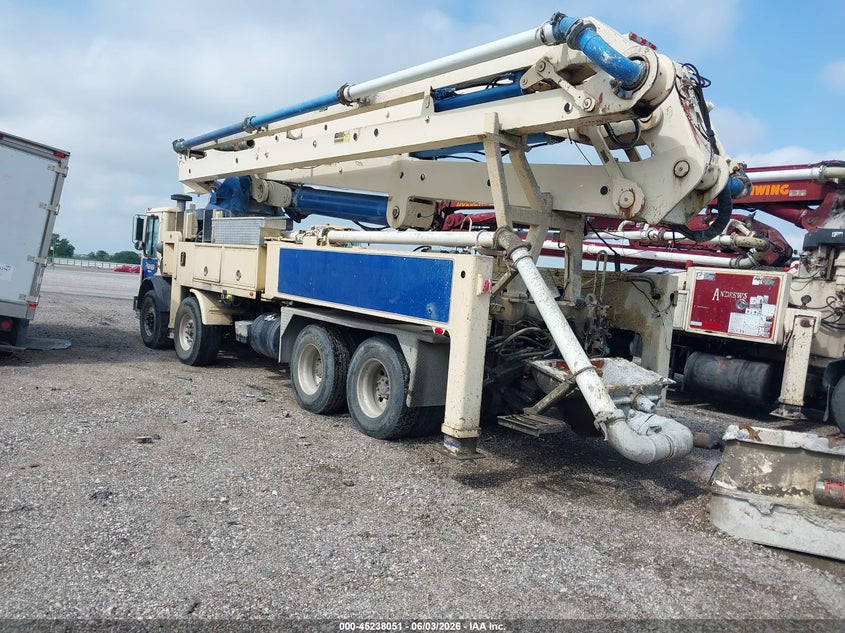 2007 MACK 600 auction photo 3