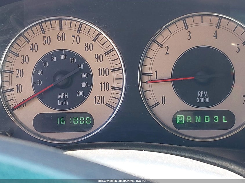 2002 Chrysler Town & Country Limited VIN: 2C8GT64L32R582180 Lot: 45238066