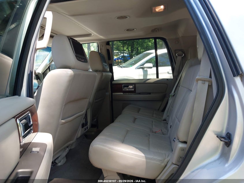 2011 Lincoln Navigator VIN: 5LMJJ2J50BEJ04347 Lot: 45238107
