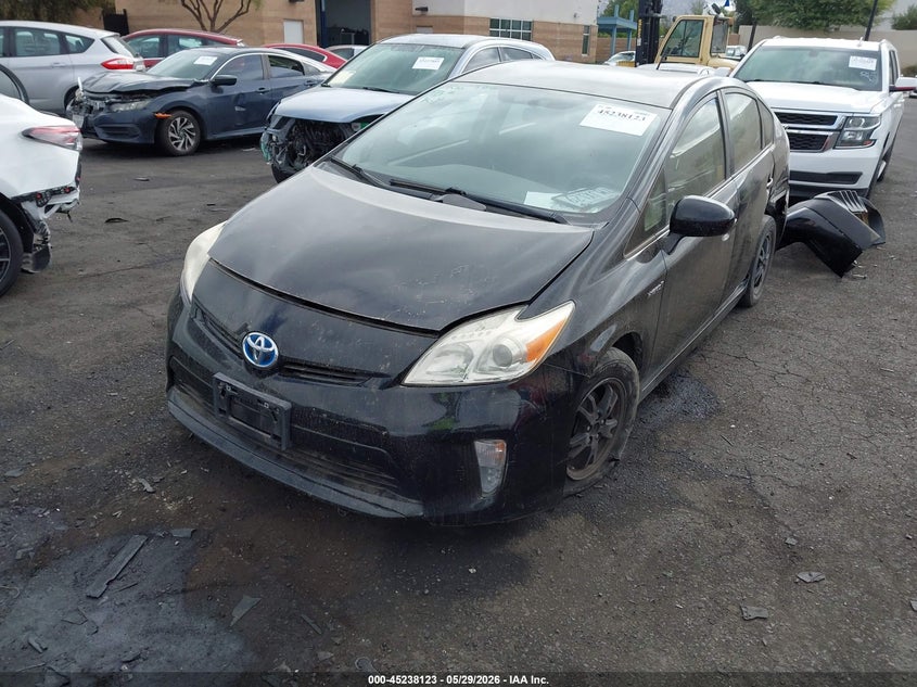 2015 Toyota Prius Two JTDKN3DU7F0459530 photo 1